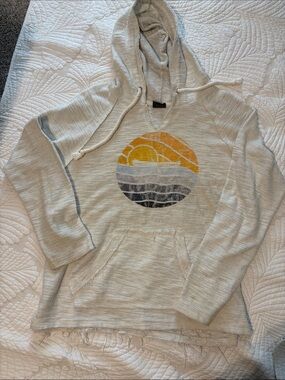 MV Sport Cream Hooded Pullover with lake/ sun Logo